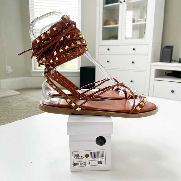 Mata “Empire State” Tan Tall Strappy Sandal - Picture 7 of 7
